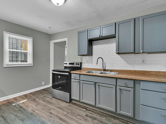 4th image of 3414 Elmwood Ave