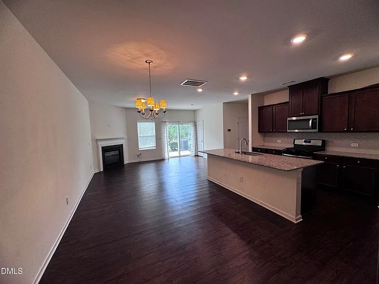 1748 Clayfire Dr — Photo 12