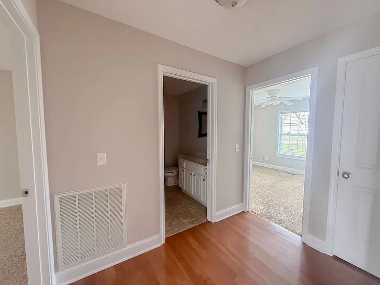 2206 Mulligan Ct — Photo 8
