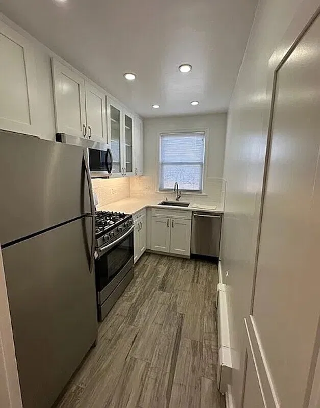 1 bed, 1.0 bath, 750 sqft, $1,588 — Photo 1