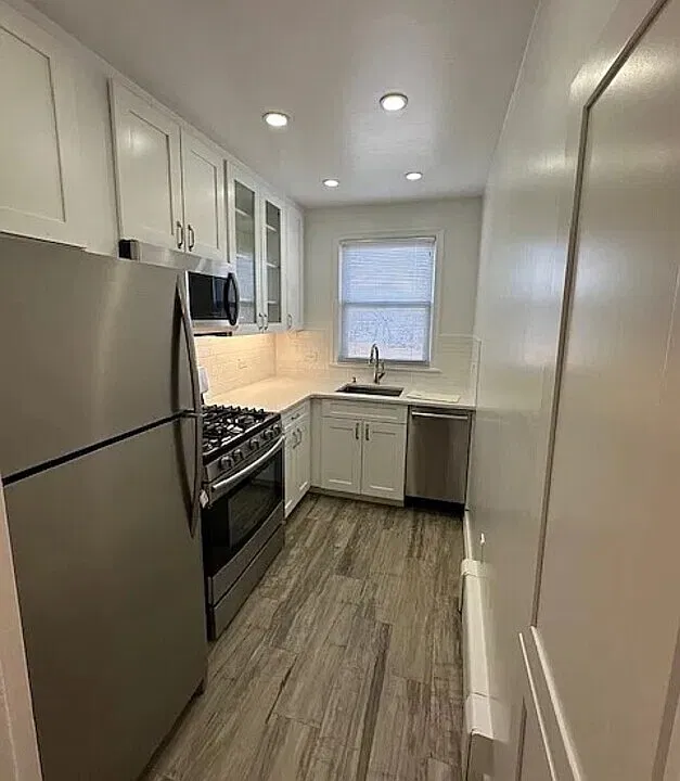 5 Wainwright Ave #1B
