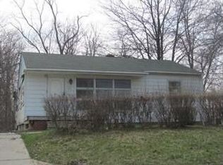 1149 W Kurtz Ave, Flint, MI 48505