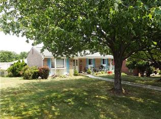 3038 Pitchfork Ln, Mc Kees Rocks, PA 15136