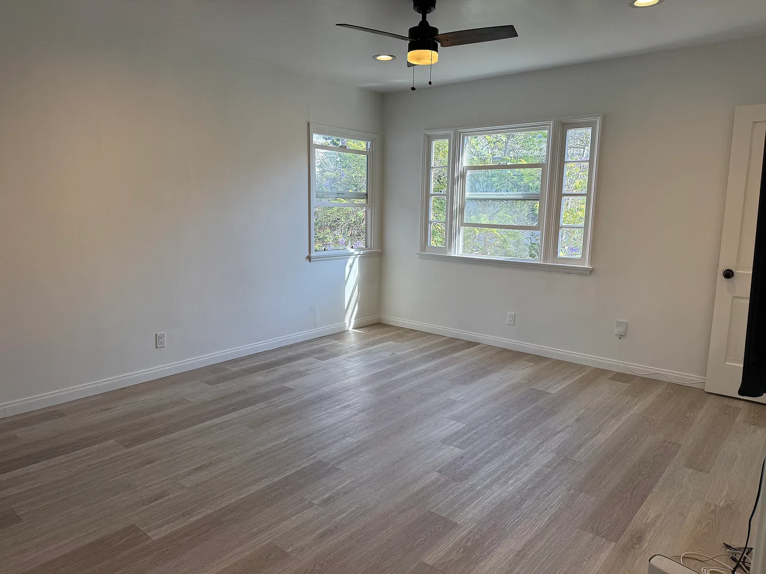 4340 Arizona St — Photo 3