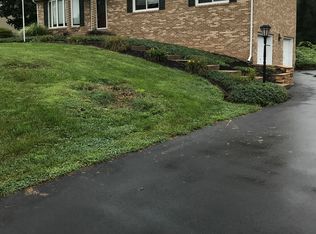 54 Blacksnake Rd, Duncannon, PA 17020