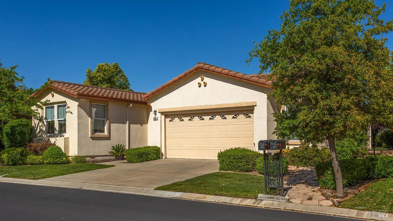 358 Southern Hills Drive photo 1