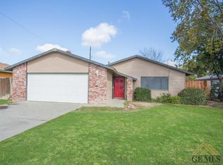 1100 Lily St, Wasco, CA 93280