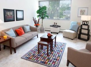 Devon Park Apartments, Royal Oak, MI 48073