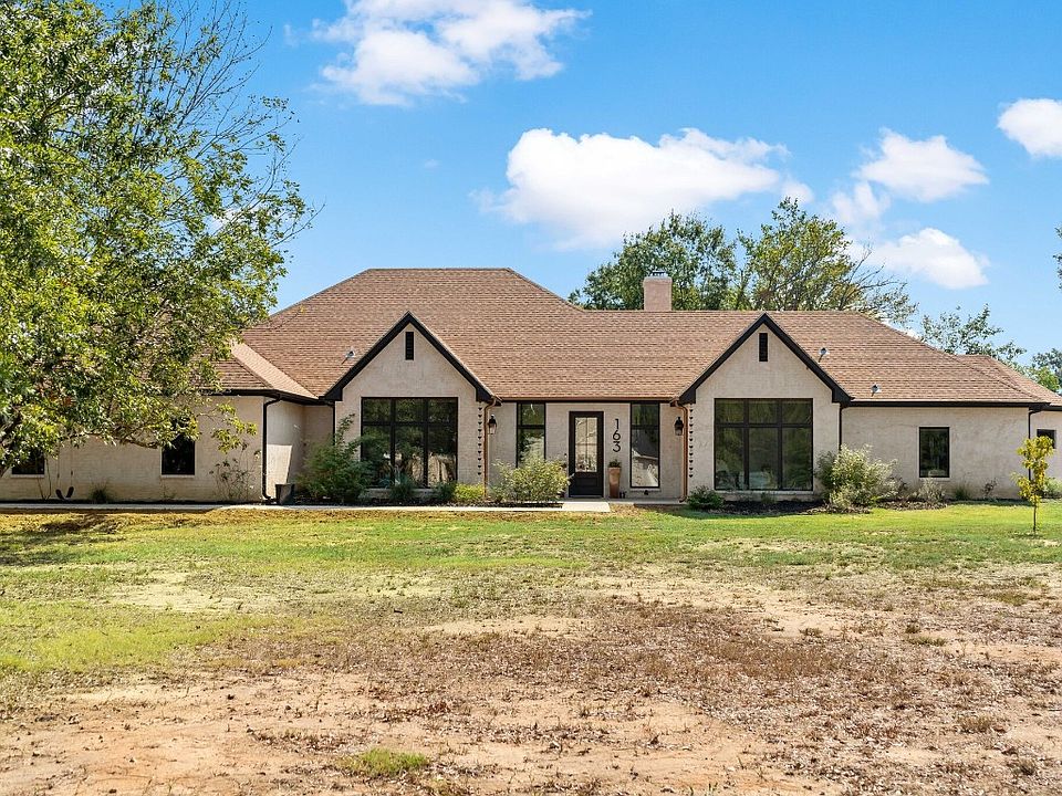 1st image of 163 Cascades Blvd