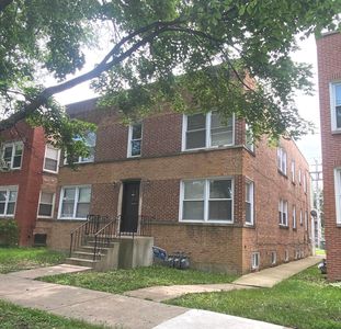 4907 Hull St, Skokie, IL, 60077