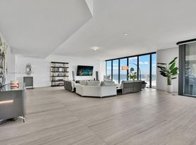 1000 Biscayne Blvd