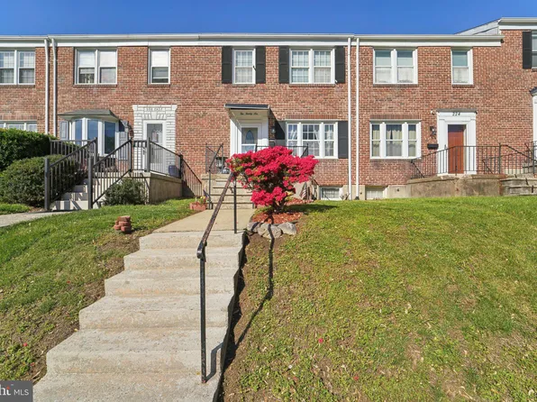 226 Medwick Garth E, Baltimore, MD 21228