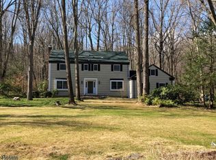 11 Stony Brook Rd, Long Valley, NJ 07853