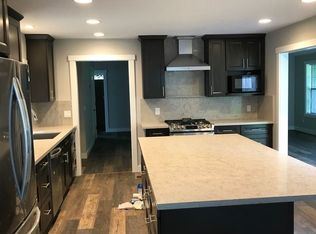 4827 SW 60th Pl, Portland, OR 97221