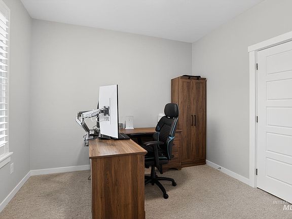 5th image of 11745 W Mountain Iris St