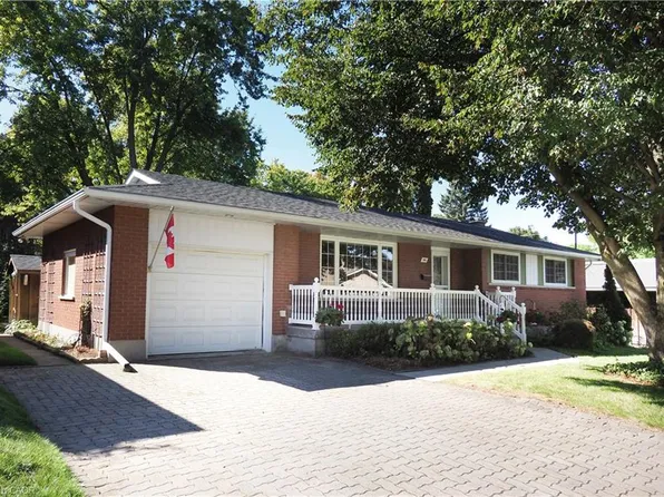 44 Hampton St, Woolwich, ON N3B 1L7