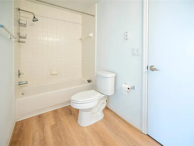 5554 Metrowest Blvd #4211 — Photo 16