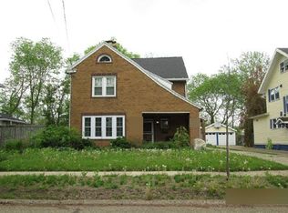 1241 Evergreen Ave, Beloit, WI 53511