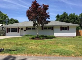 65 Nimitz Rd, Swansea, MA 02777
