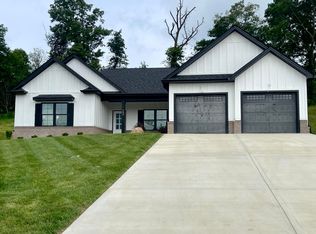 155 Tanners Cv, Johnson City, TN 37615