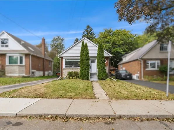 206 E 19th St, Hamilton, ON L9A 4S5