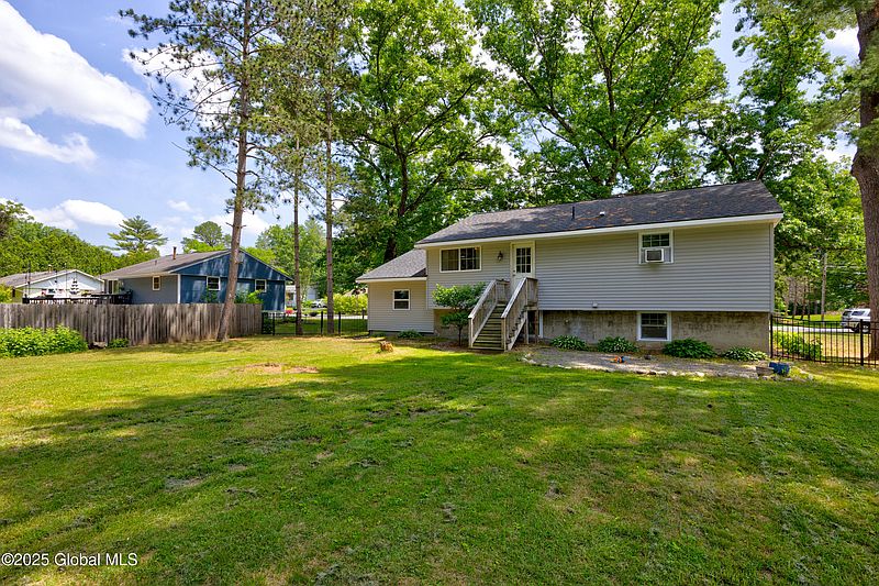 5th image of 7 Hathorn Blvd Boulevard