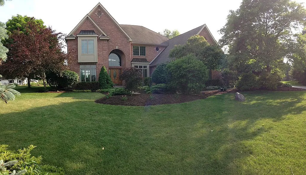 1857 Ridgewood Cir photo 1