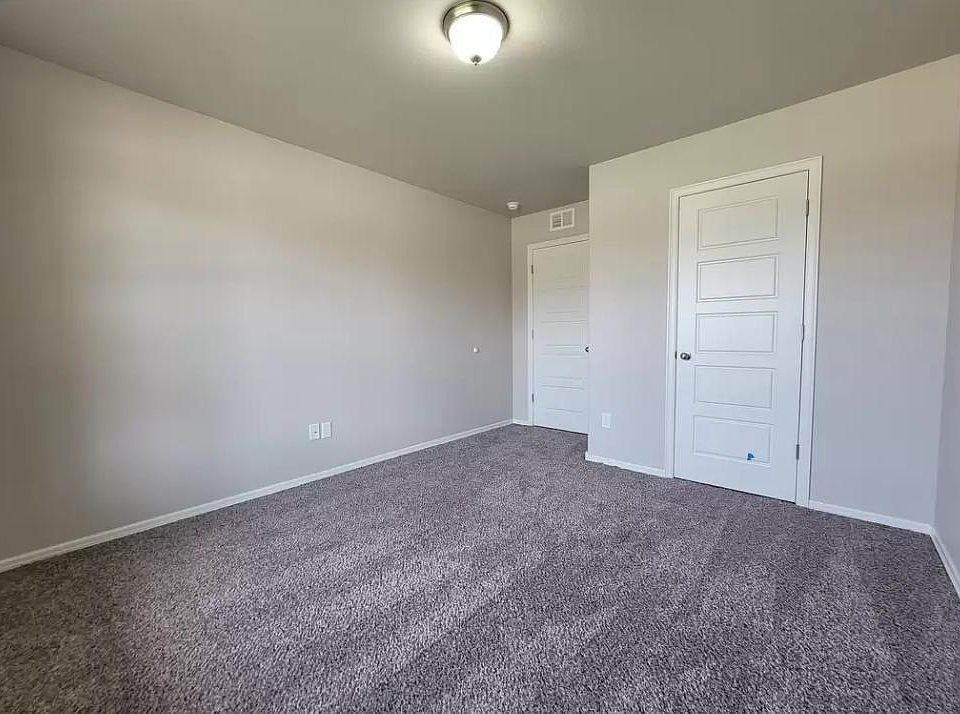 1st image of 17621 E 44th Pl S