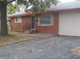 722 State St, Dupo, IL 62239