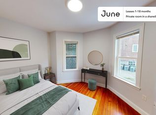 28 Hunnewell Ave #1-B, Brighton, MA 02135