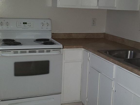 2nd image of 8009 Bullard Ave