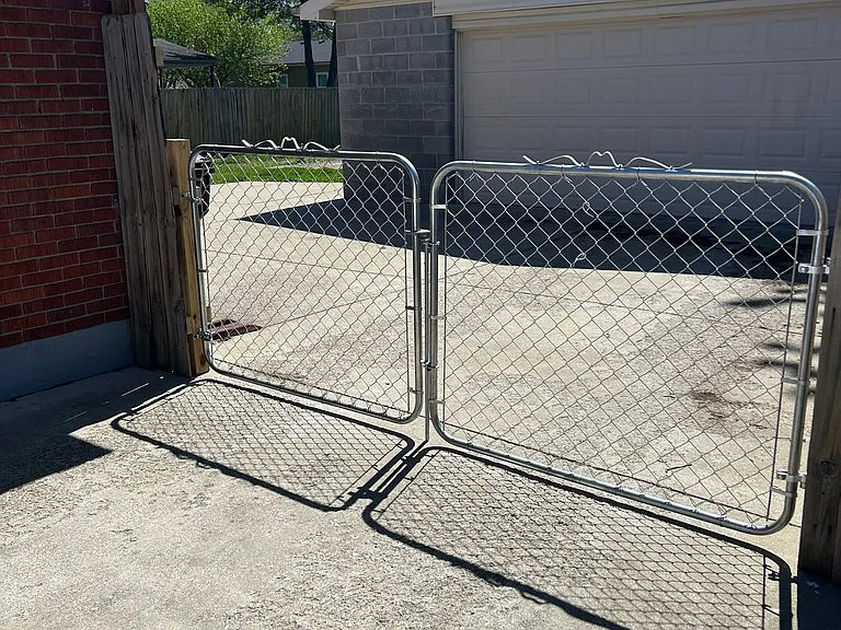 New gate