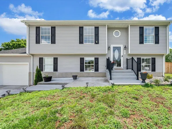 901 Samantha Cir, Roanoke, VA 24019