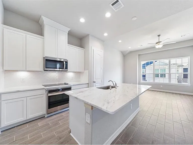 11014 Crescent Light Way — Photo 3