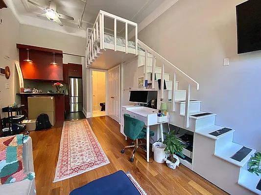 Rented by Oxford Property Group | media 13