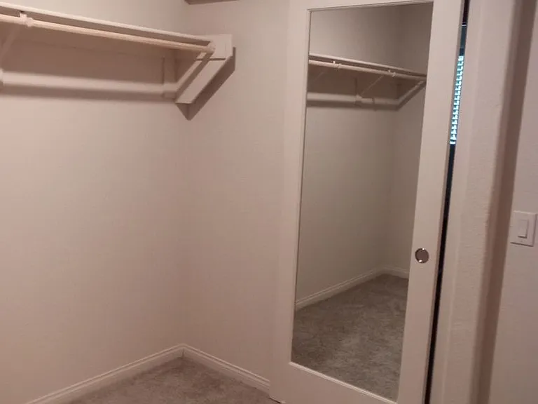 2866 Coral Cascade Ct — Photo 36