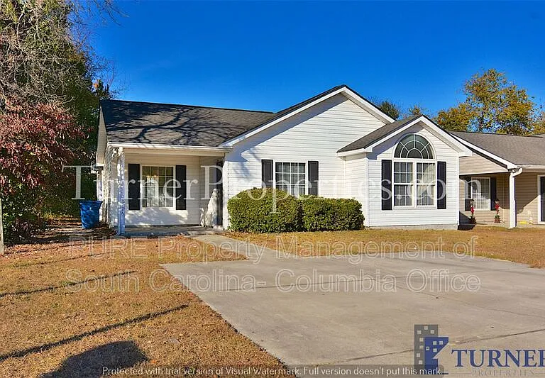 1726 Smith Dr — Photo 3