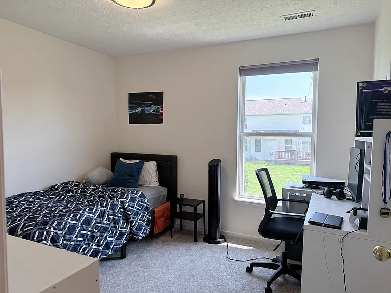 14010 Avalon East Dr — Photo 52