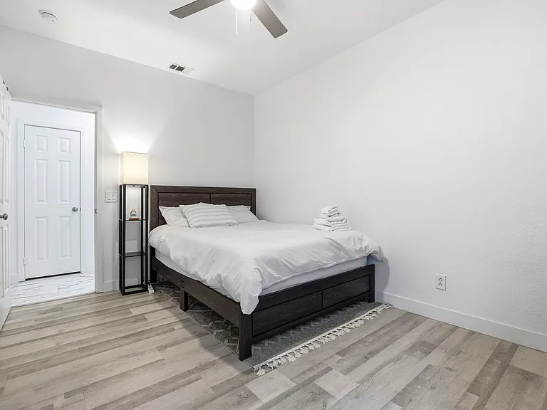13576 Fern Pine St — Photo 20