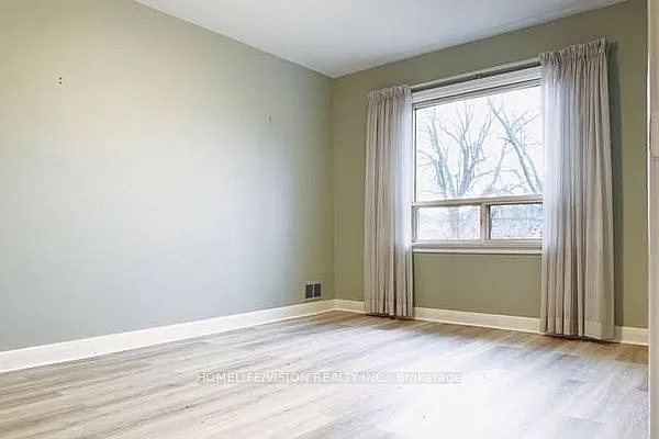 19 Danube Dr #MAIN — Photo 15