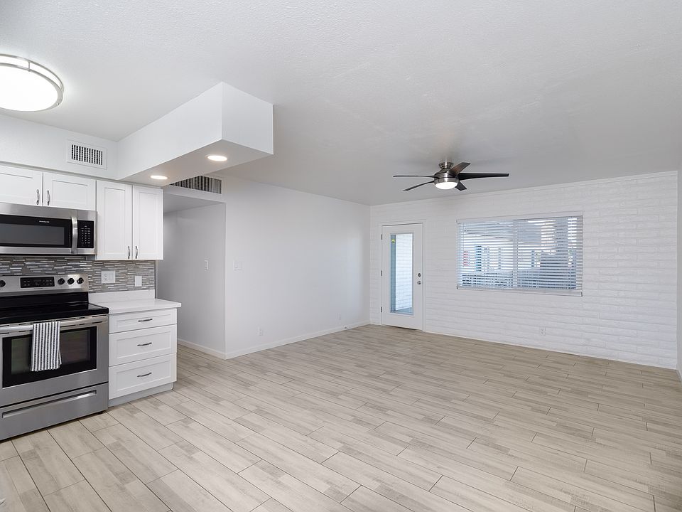 Open concept - 2 bed, 2 bath