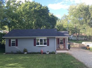 8610 Ramble Rd, Wonder Lake, IL 60097