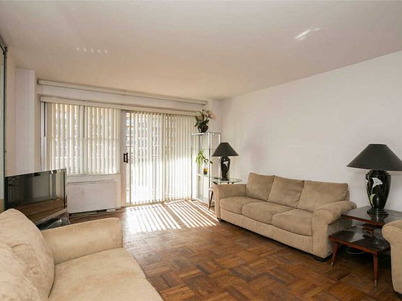 3rd image of 1785 215th St APT 10H