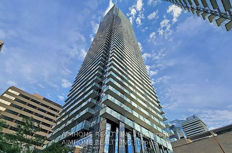 65 Saint Mary St #1811 — Photo 1