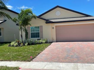 749 Worlington Ln, Fort Pierce, FL 34947