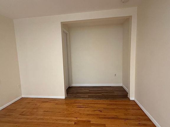 4th image of 100 Pocantico St APT 1