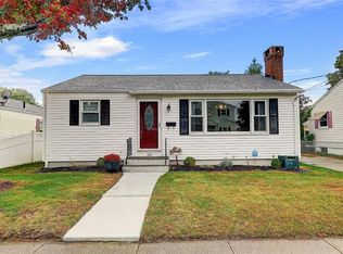 107 Memorial Dr, Pawtucket, RI 02860