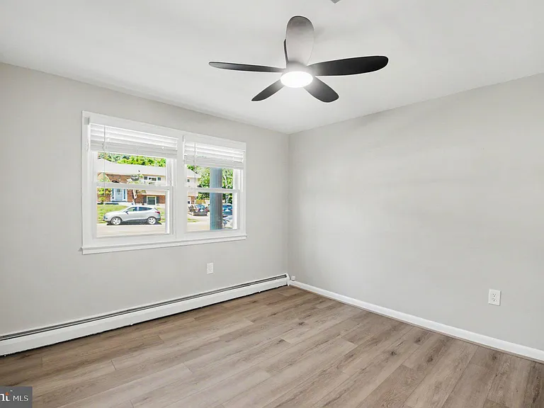4522 Glendale Rd — Photo 20