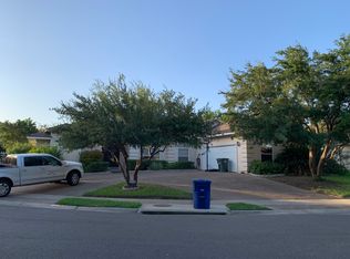 8105 Purtzer Dr, Laredo, TX 78045