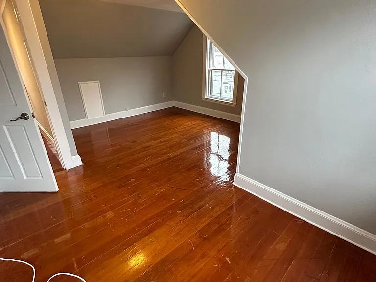 8 Webster St #2 — Photo 17